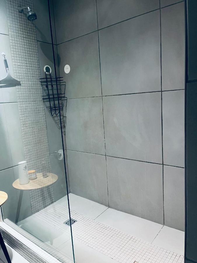 Modernluxe Apartment Виндхук Экстерьер фото