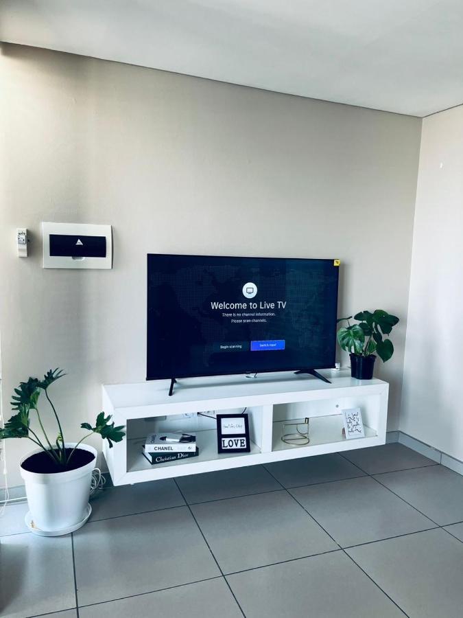 Modernluxe Apartment Виндхук Экстерьер фото
